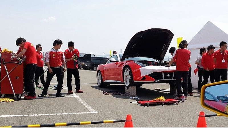 Illustration for article titled This Is Probably The Special One-Off Ferrari FF Coupe In Japan